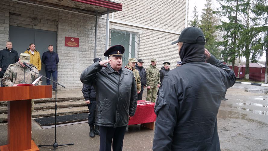 В Пскове встретили росгвардейцев вернувшихся со специальной военной операции. Видео