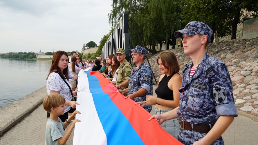 Псковские росгвардейцы приняли участие в установлении всероссийского рекорда  
