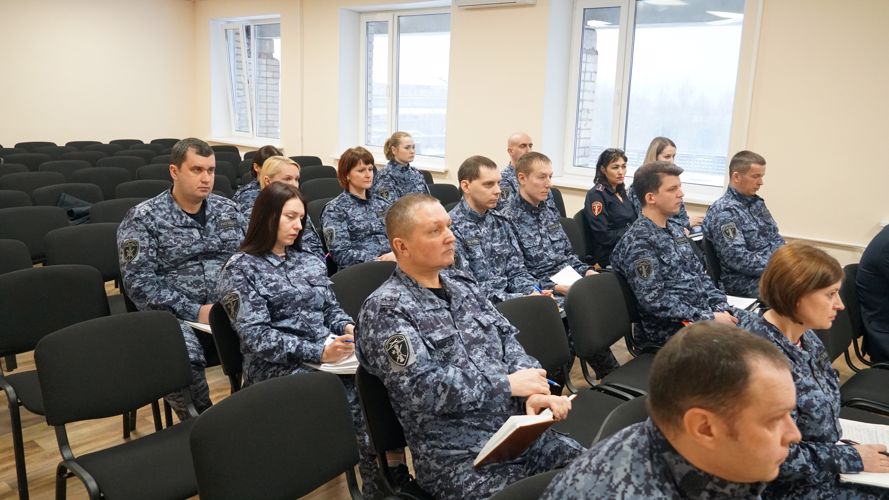 В региональном Управлении Росгвардии подвели итоги работы Центра лицензионно-разрешительной работы