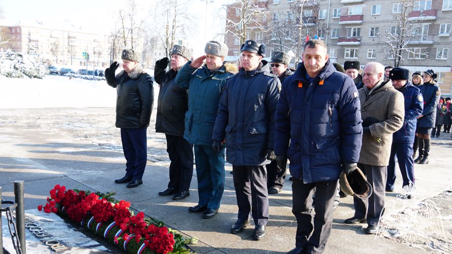 Начальник Псковского территориального Управления Росгвардии принял участие в торжественном ритуале в честь Дня защитника Отечества