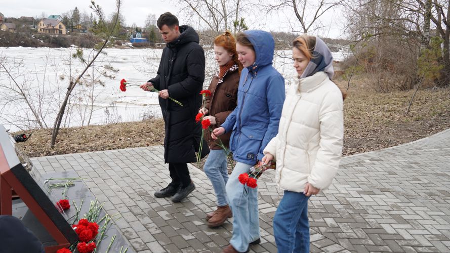 Псковские росгвардейцы провели «Урок мужества»