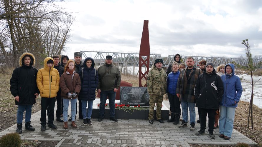 Псковские росгвардейцы провели «Урок мужества»