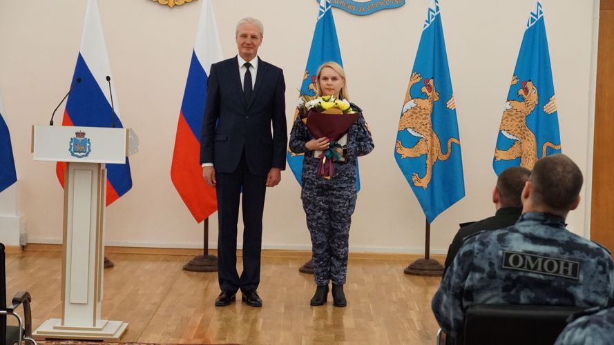 В Пскове чествовали отличившихся росгвардейцев