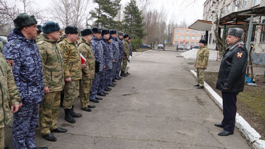 Специалисты ведомственной пожарной охраны Росгвардии отмечают профессиональный праздник