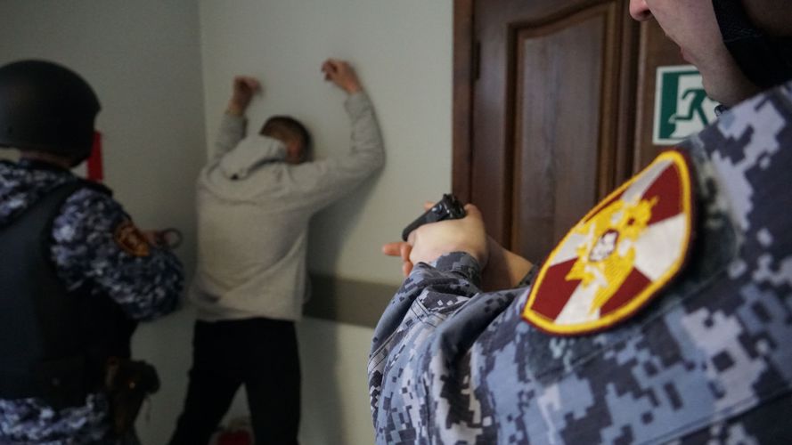 В Пскове прошел конкурс профессионального мастерства среди групп задержания вневедомственной охраны Росгвардии