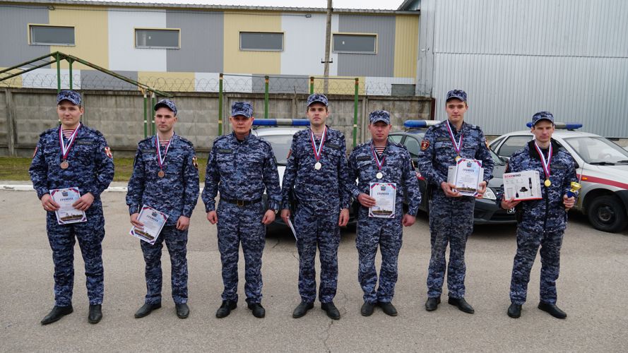 В Пскове прошел конкурс профессионального мастерства среди групп задержания вневедомственной охраны Росгвардии