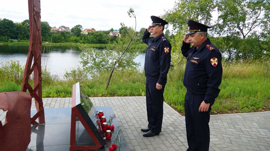 Росгвардейцы почтили память защитников города Пскова