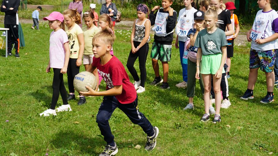 В Пскове прошла акция «Зарядись энергией с Росгвардией»
