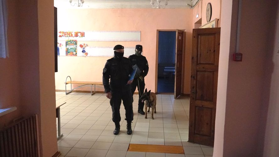 В Псковской области росгвардейцы  обеспечивают общественную безопасность при проведении мероприятий,  посвященных Дню знаний