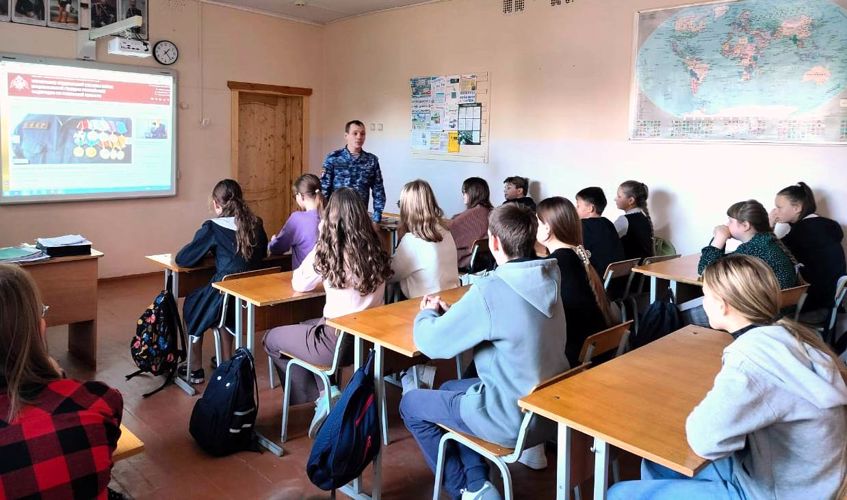 Псковские росгвардейцы приняли участие в просветительской акции