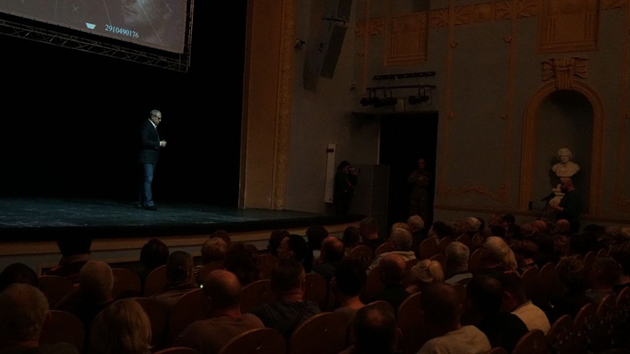 Росгвардейцы приняли участие в творческой встрече «Разговор о самом важном с Игорем Прокопенко» в Пскове