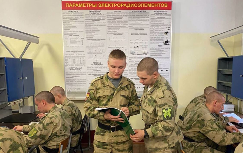 Росгвардия приглашает юношей из Псковской области поступать в Пермский военный институт