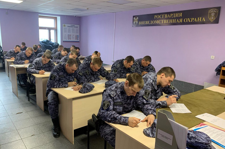 В Пскове прошел конкурс профессионального мастерства среди групп задержания вневедомственной охраны Росгвардии