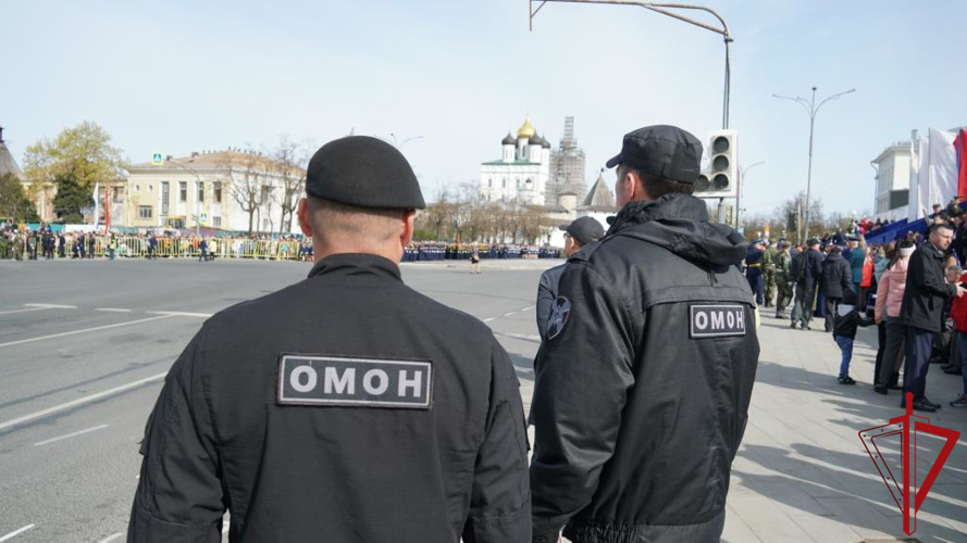 В Псковской области росгвардейцы примут участие в обеспечении общественной безопасности при проведении праздничных мероприятий 