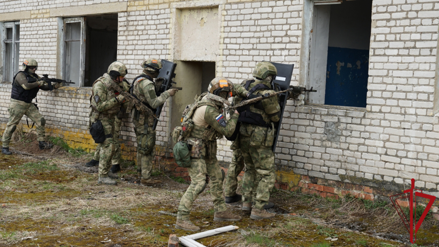 8 октября в России отмечают день создания специальных отрядов быстрого реагирования Росгвардии