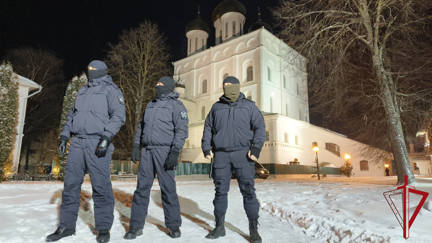 Псковские Росгвардейцы примут участие в обеспечении общественной безопасности в период проведения Крещения Господня