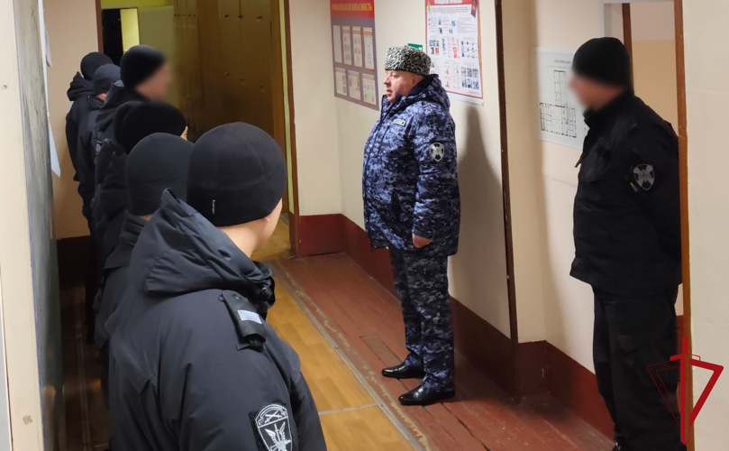 В новогоднюю ночь общественную безопасность в регионе обеспечивают сотрудники Управления Росгвардии