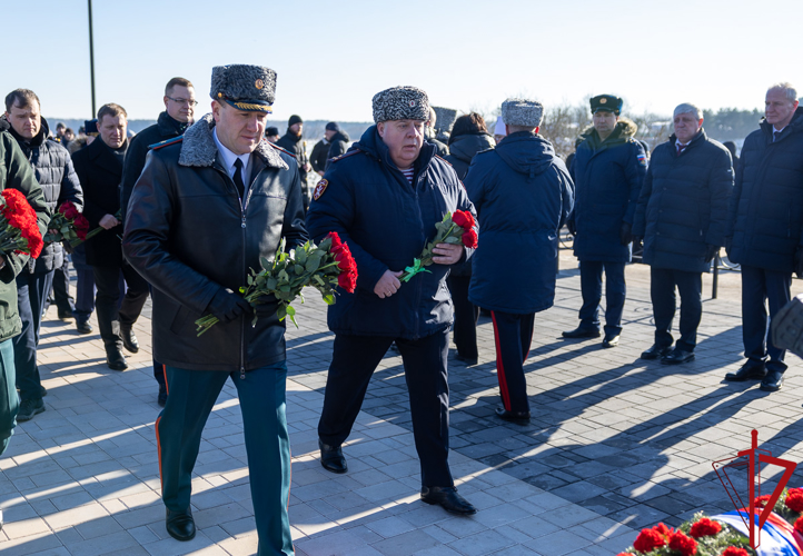 Начальник Псковского территориального Управления Росгварди принял участие в торжественном ритуале в честь Дня защитника Отечества