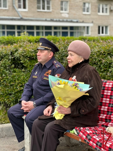  Росгвардейцы  провели патриотическую акцию - «Прогулка с ветераном»