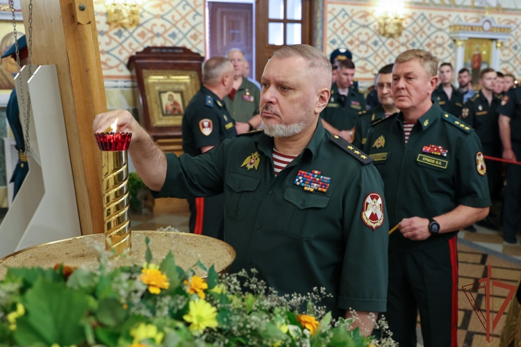 В День крещения Руси в главный храм Росгвардии доставили иконы небесных покровителей отрядов спецназа ведомства