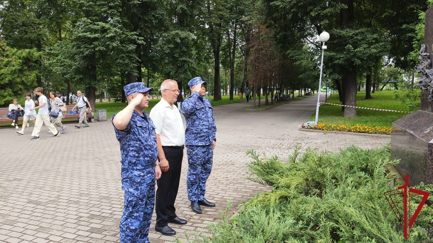 В Пскове росгвардейцы почтили память героев Первой мировой войны