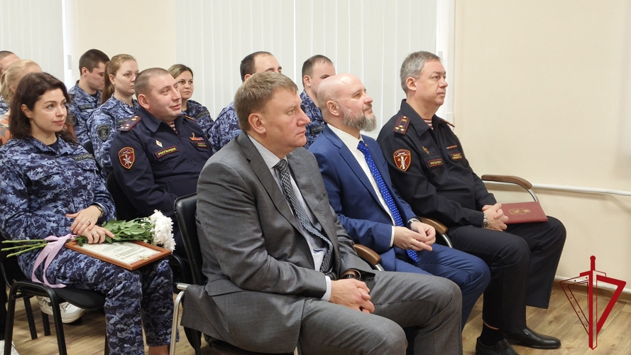 В Пскове прошло торжественное мероприятие по случаю 73‑й годовщины вневедомственной охраны Росгвардии