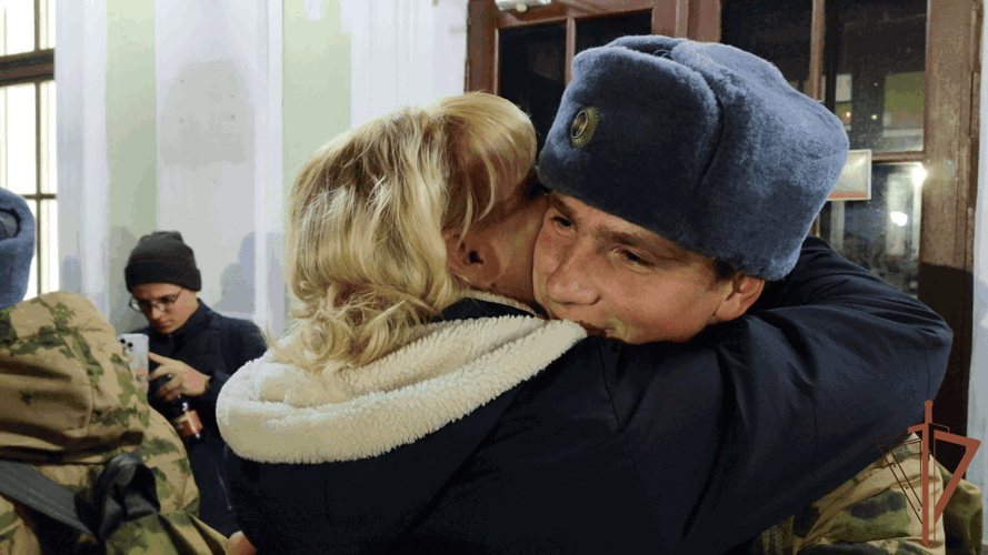 Призывники из Псковской области отправились на службу в Росгвардию
