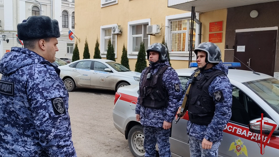    Росгвардейцы примут участие в обеспечении общественной безопасности в новогодние и рождественские праздники