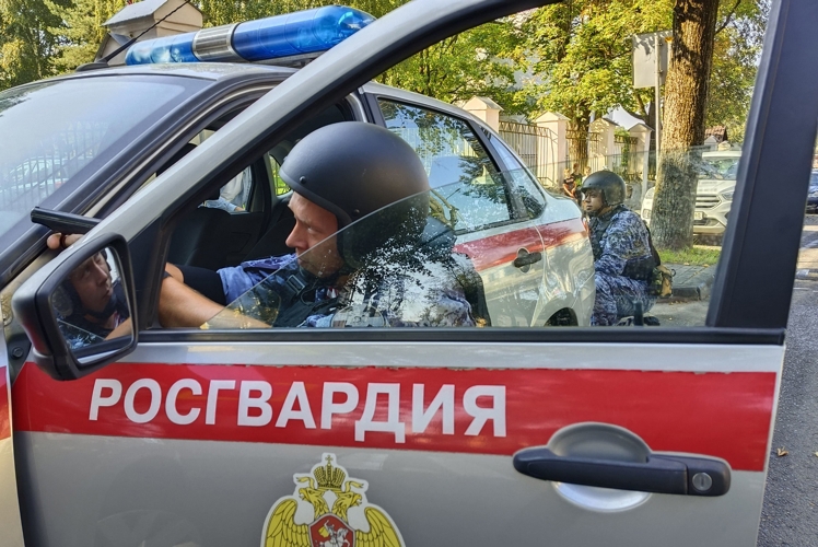 В Пскове росгвардейцами  задержан гражданин, совершивший хищение виски