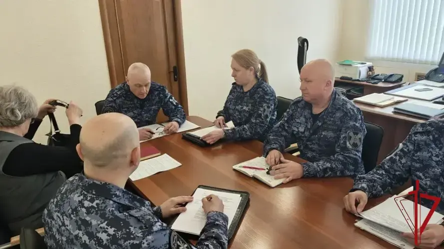 В ТЕРРИТОРИАЛЬНОМ УПРАВЛЕНИИ РОСГВАРДИИ ПРОШЛО СОВЕЩАНИЕ ПО ВОПРОСАМ ОБЕСПЕЧЕНИЯ БЕЗОПАСНОСТИ  ДЕТСКИХ ЛАГЕРЕЙ  В ПСКОВСКОЙ ОБЛАСТИ