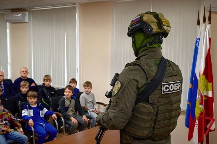 В региональном управлении Росгвардии прошла акция «День открытых дверей» для юных спортсменов