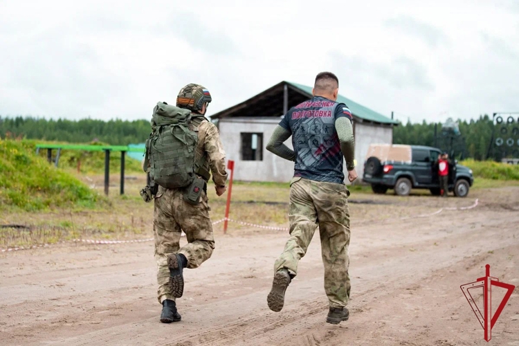Псковские Росгвардейцы прошли испытания на право ношения знака отличия СОБР Росгвардии I степени в Архангельске