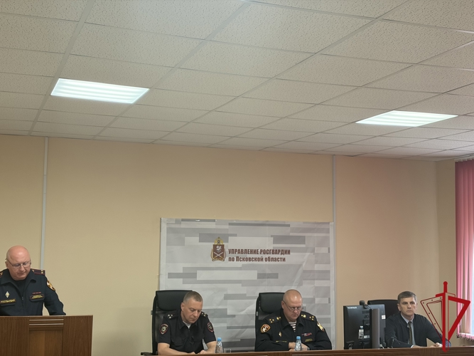 В Управлении Росгвардии по Псковской области обсудили вопросы обеспечения безопасности в период подготовки и проведения Единого дня голосования