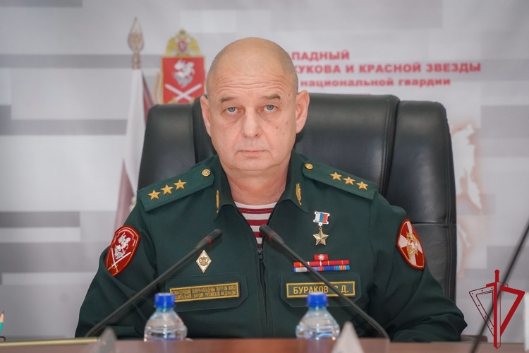 Сотрудники и военнослужащие Управления Росгвардии по Псковской области приняли участие в заседании Военного совета Северо-Западного округа Росгвардии